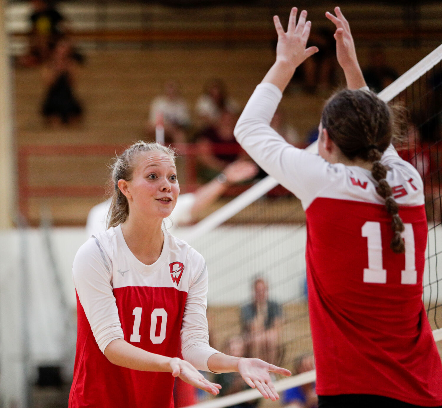 092022-qc-spt-central-west vball-22.jpg